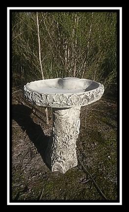 Trunk Bird Bath